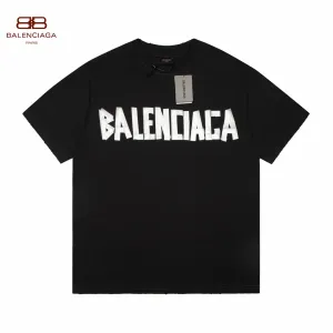 【2026】【BALENCIAGA   公式旗艦店】バレンシアガ  Tシャツ ご好評に付き再入荷！24612
