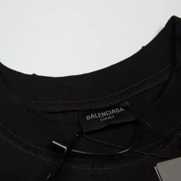【2026】【BALENCIAGA   公式旗艦店】バレンシアガ  Tシャツ ご好評に付き再入荷！24612