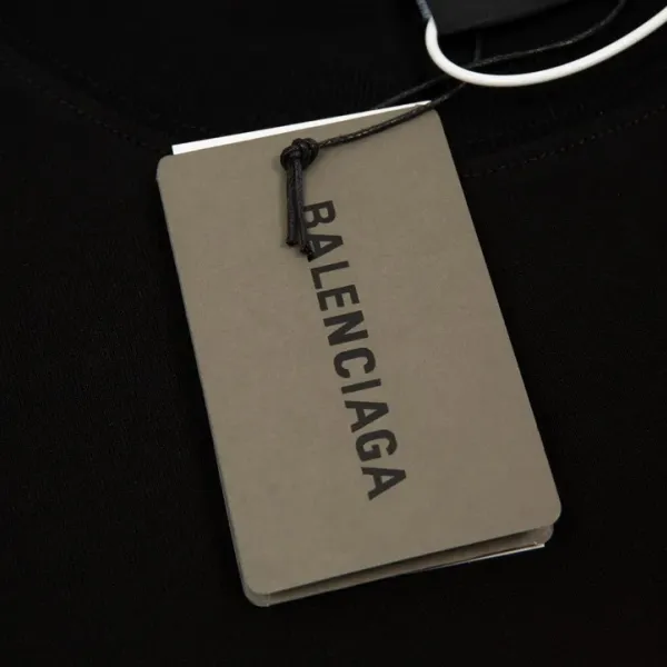 【2026】【Supreme & BALENCIAGA  公式旗艦店】シュプリーム & バレンシアガ  Tシャツご好評に付き再入荷！
