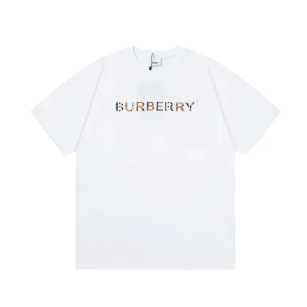 【2026】【BURBERRY  公式旗艦店】バーバリー Tシャツ ご好評に付き再入荷！