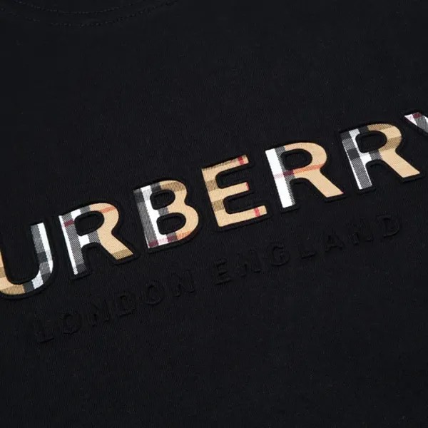 【2026】【BURBERRY  公式旗艦店】バーバリー Tシャツ ご好評に付き再入荷！
