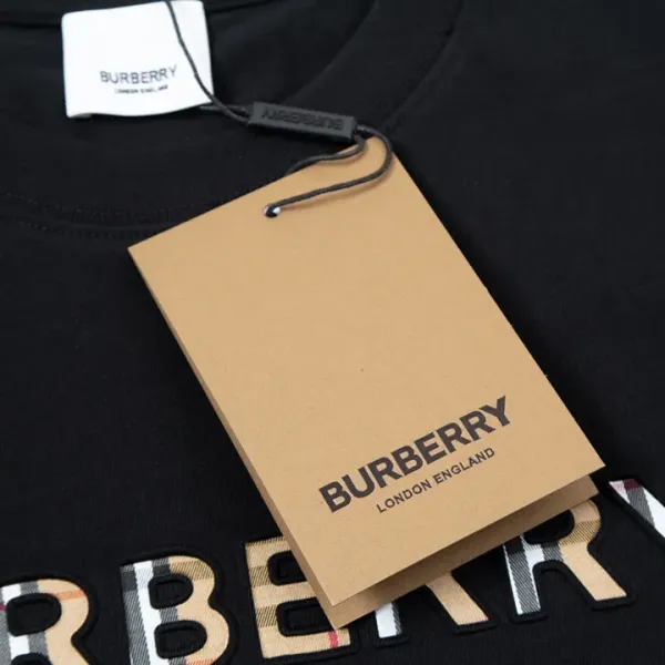 【2026】【BURBERRY  公式旗艦店】バーバリー Tシャツ ご好評に付き再入荷！