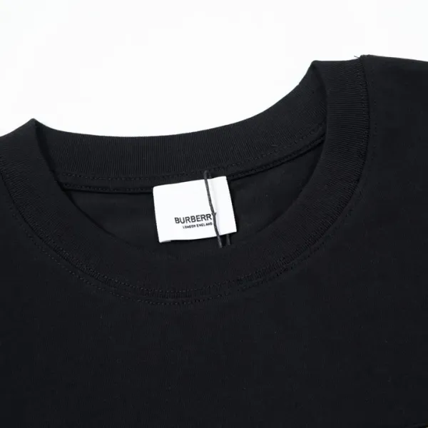 【2026】【BURBERRY  公式旗艦店】バーバリー Tシャツ ご好評に付き再入荷！