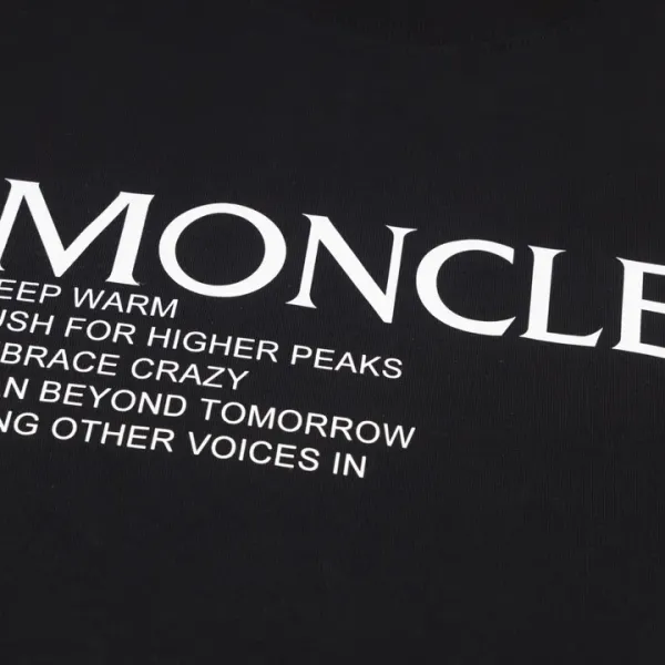 【2026】【MONCLER  公式旗艦店】モンクレール   Tシャツご好評に付き再入荷！