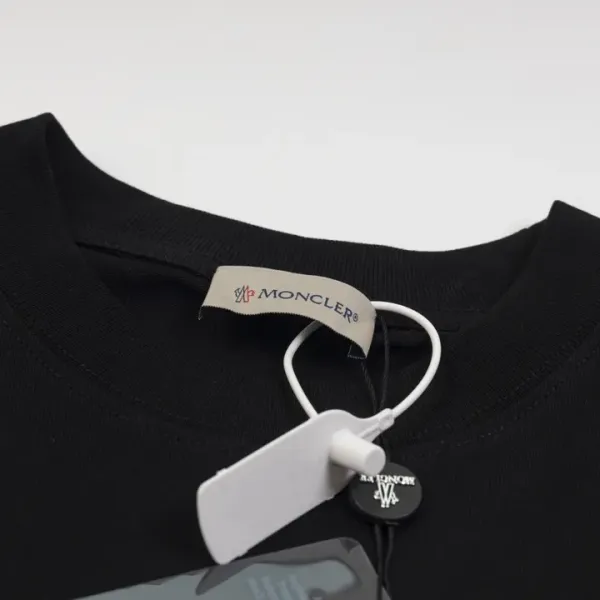 【2026】【MONCLER  公式旗艦店】モンクレール   Tシャツご好評に付き再入荷！