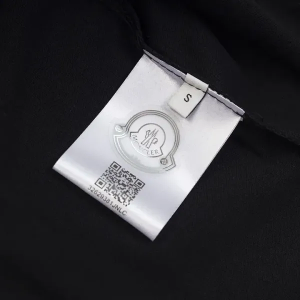 【2026】【MONCLER  公式旗艦店】モンクレール   Tシャツご好評に付き再入荷！