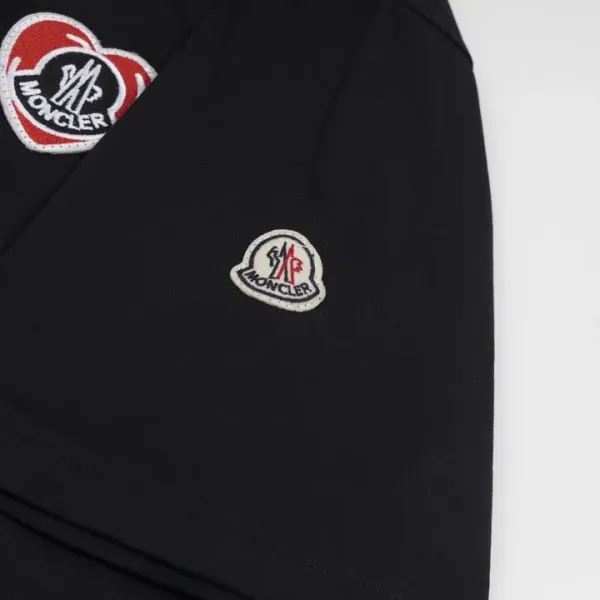 【2026】【MONCLER  公式旗艦店】モンクレール   Tシャツご好評に付き再入荷！