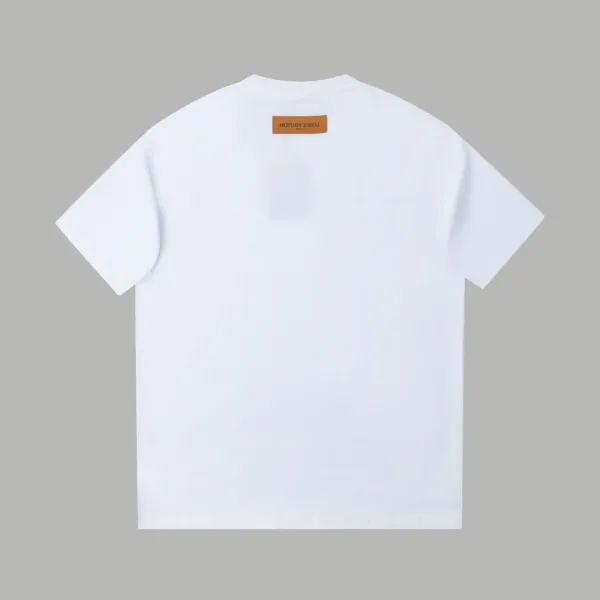 【2026】LV 【LOUIS VUITTON  公式旗艦店】ルイヴィトン    Tシャツご好評に付き再入荷！