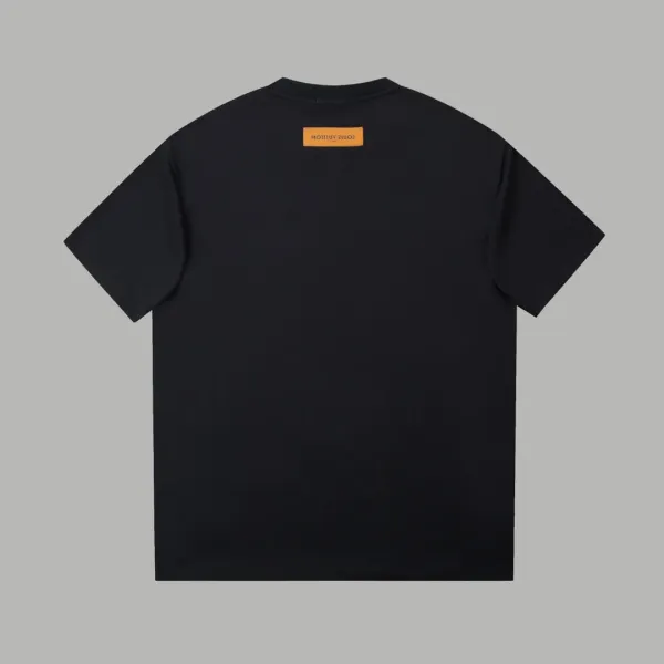 【2026】LV 【LOUIS VUITTON  公式旗艦店】ルイヴィトン    Tシャツご好評に付き再入荷！