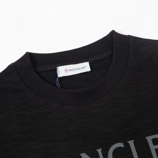 【2026】【MONCLER  公式旗艦店】 モンクレール  Tシャツ ご好評に付き再入荷！