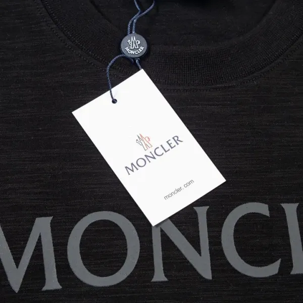 【2026】【MONCLER  公式旗艦店】 モンクレール  Tシャツ ご好評に付き再入荷！