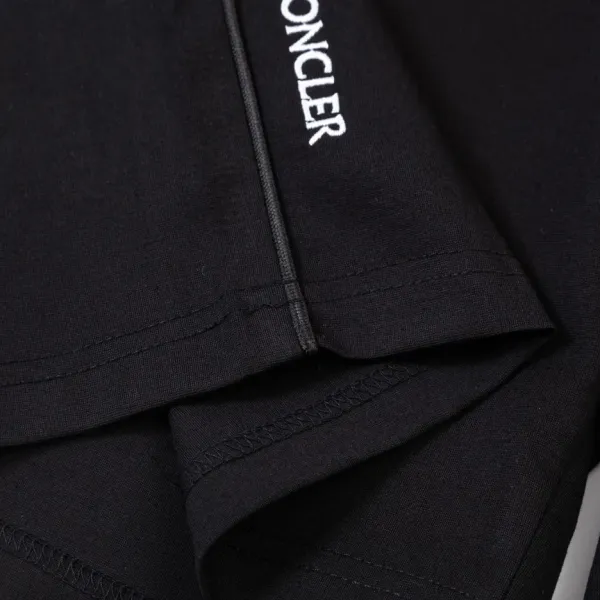 【2026】【MONCLER 公式旗艦店】モンクレール   ショートパンツ  ご好評に付き再入荷！