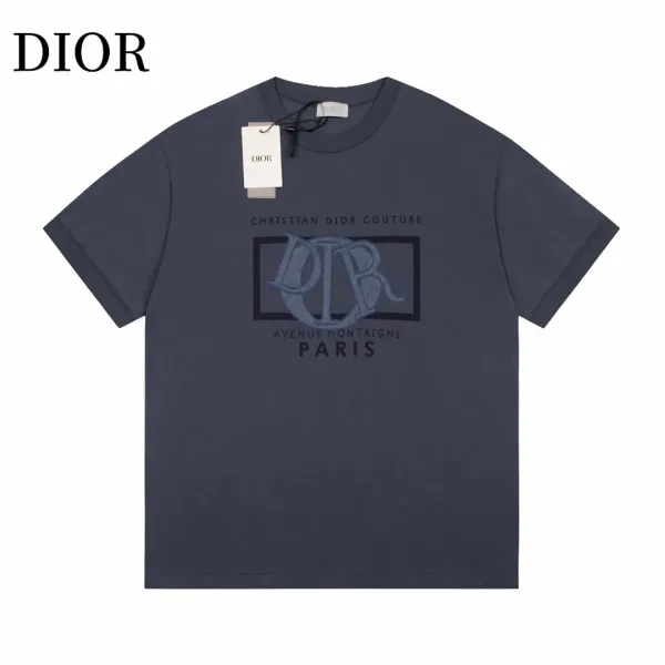 【2026】【DIOR 公式旗艦店】ディオール    Tシャツ ご好評に付き再入荷！