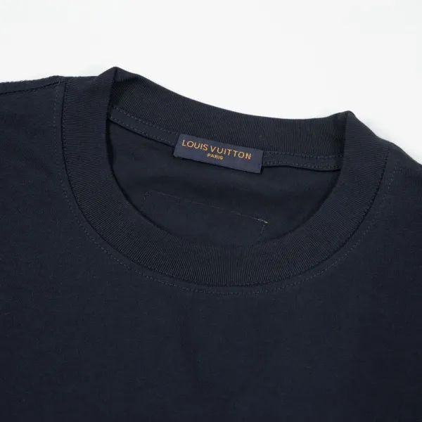 【2026】LV【LOUIS VUITTON 公式旗艦店】ルイヴィトン Tシャツ ご好評に付き再入荷! 【2026】LV【LOUIS VUITTON 公式旗艦店】ルイヴィトン Tシャツ ご好評に付き再入荷!
