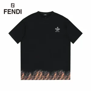 【2026】【FENDI 公式旗艦店】フェンディ   Tシャツ ご好評に付き再入荷！