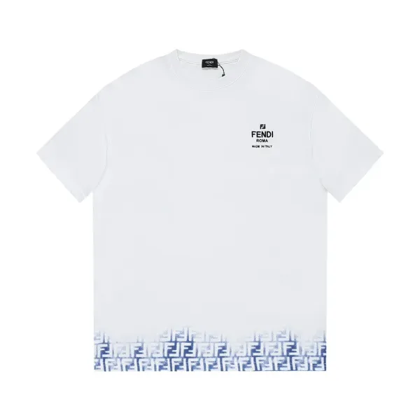 【2026】【FENDI 公式旗艦店】フェンディ   Tシャツ ご好評に付き再入荷！