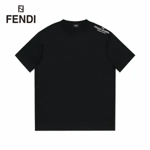 【2026】【FENDI 公式旗艦店】フェンディ   Tシャツ ご好評に付き再入荷！