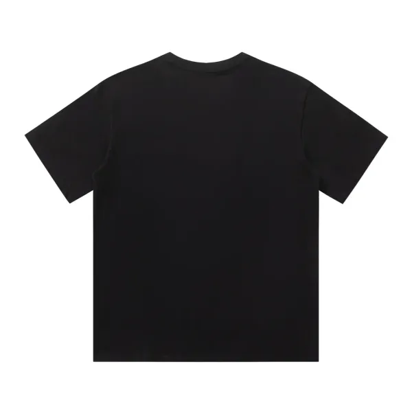 【2026】【FENDI 公式旗艦店】フェンディ   Tシャツ ご好評に付き再入荷！