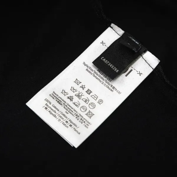 【2026】【FENDI 公式旗艦店】フェンディ   Tシャツ ご好評に付き再入荷！
