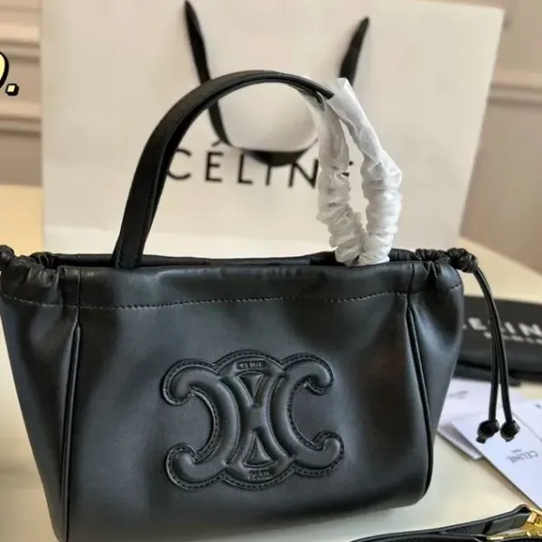 【2026】【CELINE】セリーヌ カバ ドローストリング キュイル トリオンフ