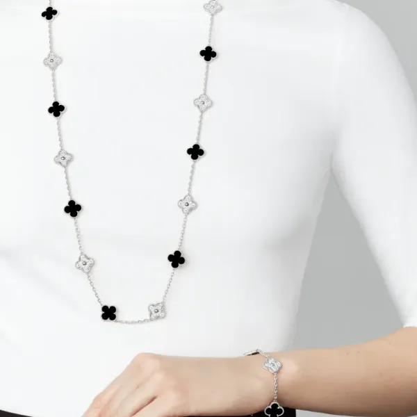 【2026】【Vancleef & Arpels】 ヴィンテージ アルハンブラ ブレスレット、5モチーフ