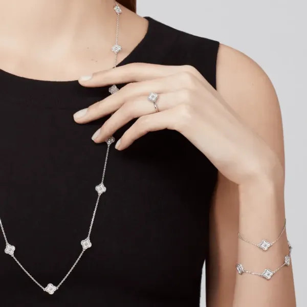 【2026】【Vancleef & Arpels】 スウィート アルハンブラ ブレスレット、6モチーフ