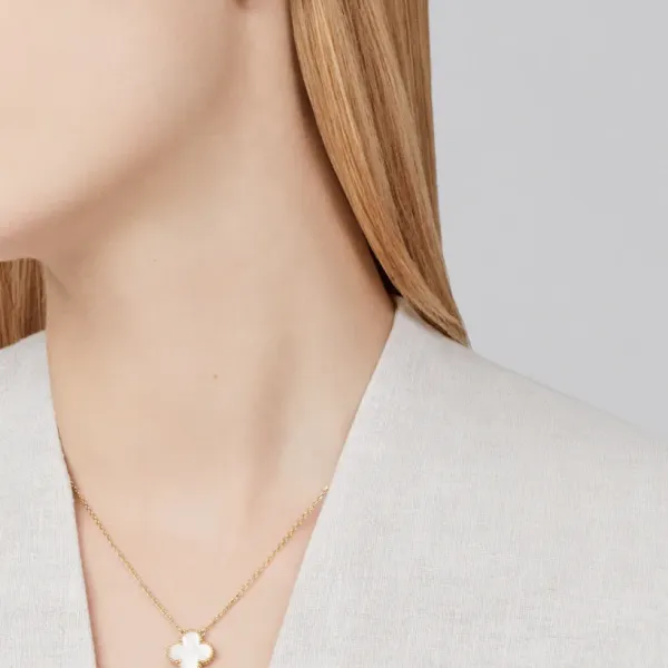 【2026】【Vancleef & Arpels】 ヴィンテージ アルハンブラ ペンダント