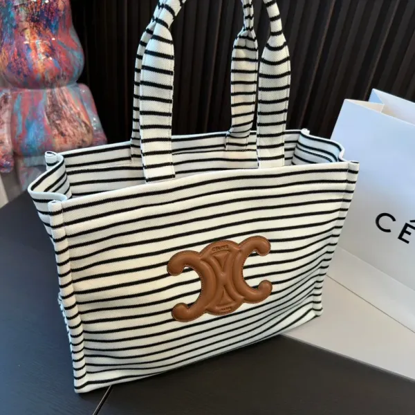 【2026】CELINE  セリーヌ新作トートビーチバッグ