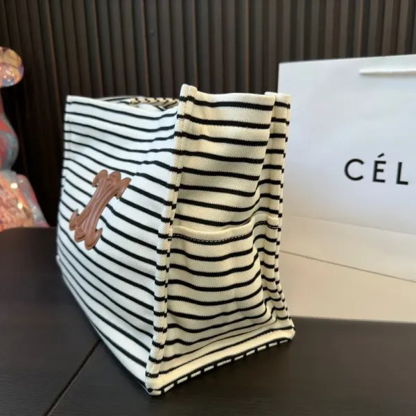 【2026】CELINE  セリーヌ新作トートビーチバッグ
