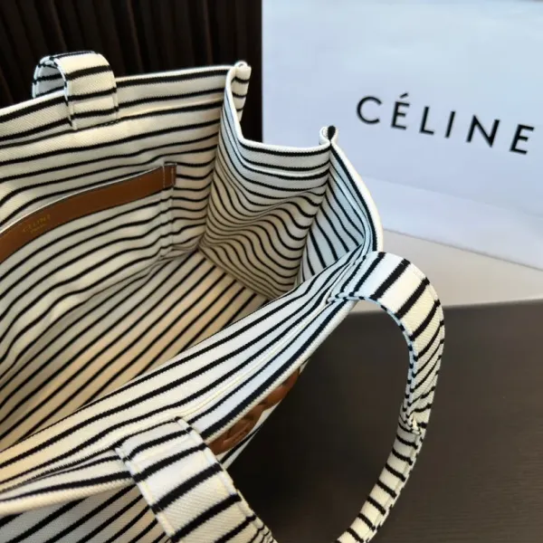 【2026】CELINE  セリーヌ新作トートビーチバッグ