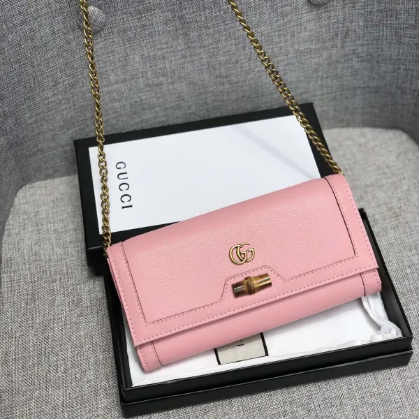 【2026】累積売上総額第１位【GUCCI★グッチ】チェーンウォレット