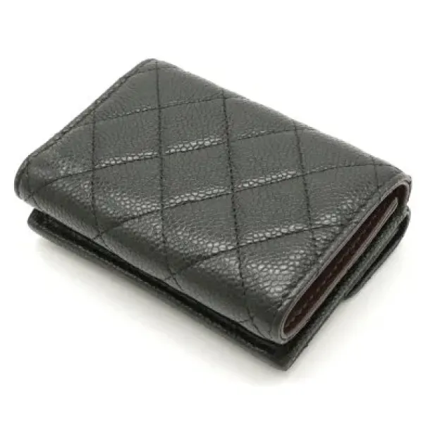 【2026】【CHANEL】 大人気☆CHANEL☆*シャネル マトラッセ 三つ折り財布 ミニ財布 7.5×12×2.5cm