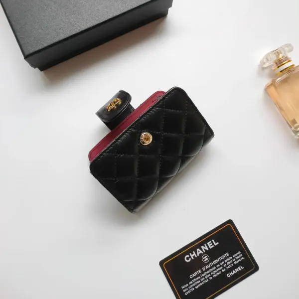 【2026】【 CHANEL】シャネル キャビアレザー カードホルダー【財布】