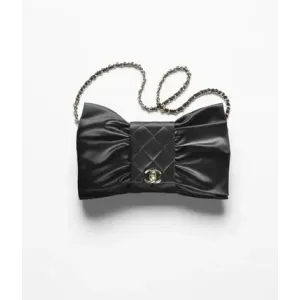 【2026】☆リボン☆ CHANEL サテンクラッチバッグ
