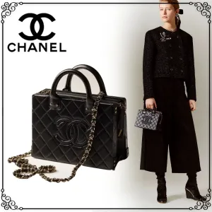 【2026】【完売必至】CHANEL バニティケース バッグ  4カラー 20.5*15*10.5cm