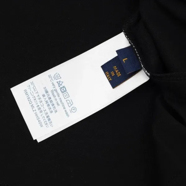 【2026】LV【LOUIS VUITTON  公式旗艦店】ルイヴィトン   Tシャツご好評に付き再入荷！