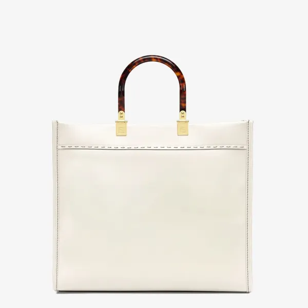 【2026】【FENDI   公式旗艦店】フェンディ ハンドバッグフェンディ サンシャイン ミディアム