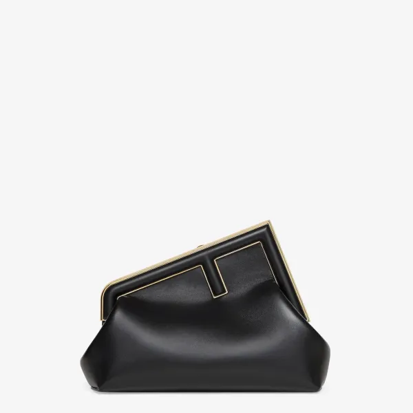 【2026】【FENDI  公式旗艦店】フェンディ 斜めがけバッグフェンディ ファースト ミディ 30*20*14cm