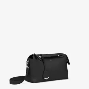 【2026】【FENDI  公式旗艦店】フェンディ 斜めがけバッグブラックレザー ボストンバッグ