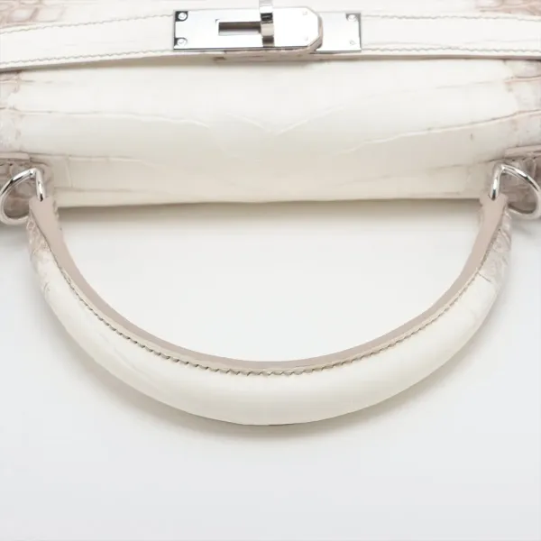 【2026】【HERMES   公式旗艦店】ハンドバッグエルメス ケリー25ニロティカスマット ヒマラヤ シルバー金具