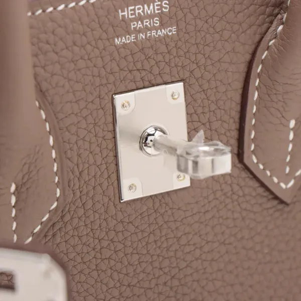 【2026】【HERMES   公式旗艦店】ハンドバッグエルメス バーキン25 トゴ エトゥープ シルバー金具