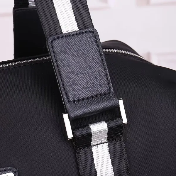 【2026】【PRADA 公式旗艦店】プラダ  ブリーフケース  当日出荷 好評に付き再入荷！44*25*14CM