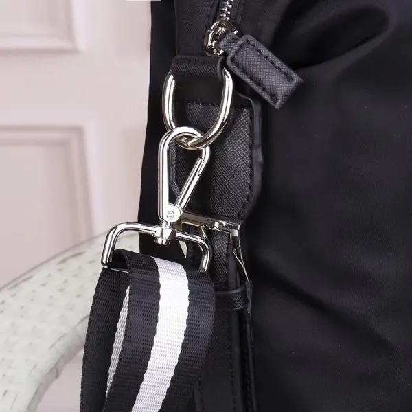 【2026】【PRADA 公式旗艦店】プラダ  ブリーフケース  当日出荷 好評に付き再入荷！44*25*14CM