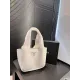 【2026】【PRADA 公式旗艦店】プラダ  ハンドバッグ 当日出荷 好評に付き再入荷！17*15CM