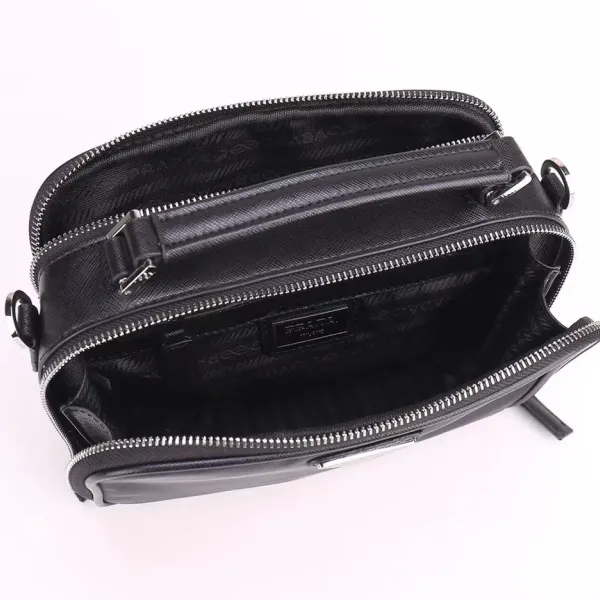 【2026】【PRADA 公式旗艦店】プラダ  斜めがけバッグ 当日出荷 好評に付き再入荷！22*16*8CM