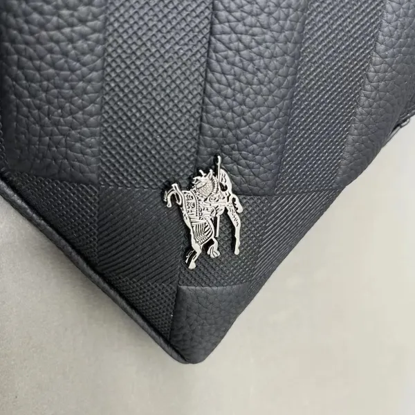 【2026】【BURBERRY 公式旗艦店】バーバリー  ハンドバッグ  当日出荷 好評に付き再入荷！38*27CM