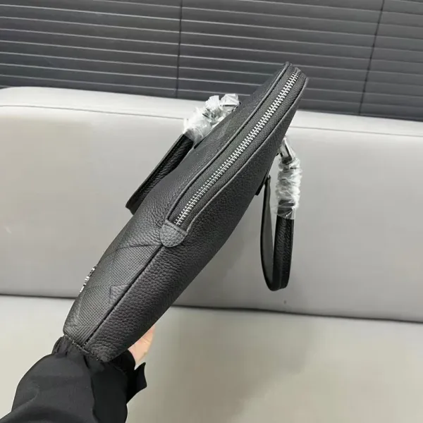 【2026】【BURBERRY 公式旗艦店】バーバリー  ハンドバッグ  当日出荷 好評に付き再入荷！38*27CM