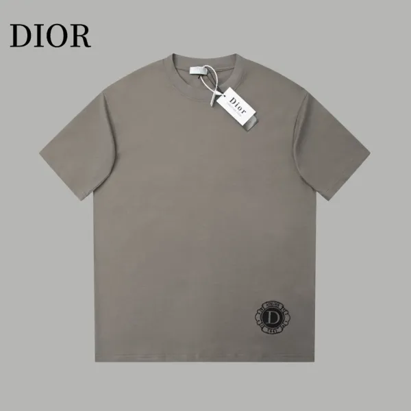 【2026】【DIOR 公式旗艦店】ディオール Tシャツ ご好評に付き再入荷! 【2026】【DIOR 公式旗艦店】ディオール Tシャツ ご好評に付き再入荷!
