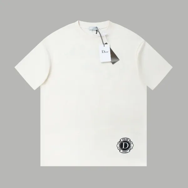 【2026】【DIOR 公式旗艦店】ディオール Tシャツ ご好評に付き再入荷! 【2026】【DIOR 公式旗艦店】ディオール Tシャツ ご好評に付き再入荷!