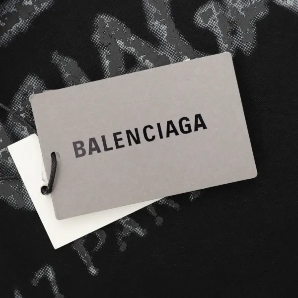 【2026】【BALENCIAGA 公式旗艦店】バレンシアガ Tシャツ ご好評に付き再入荷! 【2026】【BALENCIAGA 公式旗艦店】バレンシアガ Tシャツ ご好評に付き再入荷!